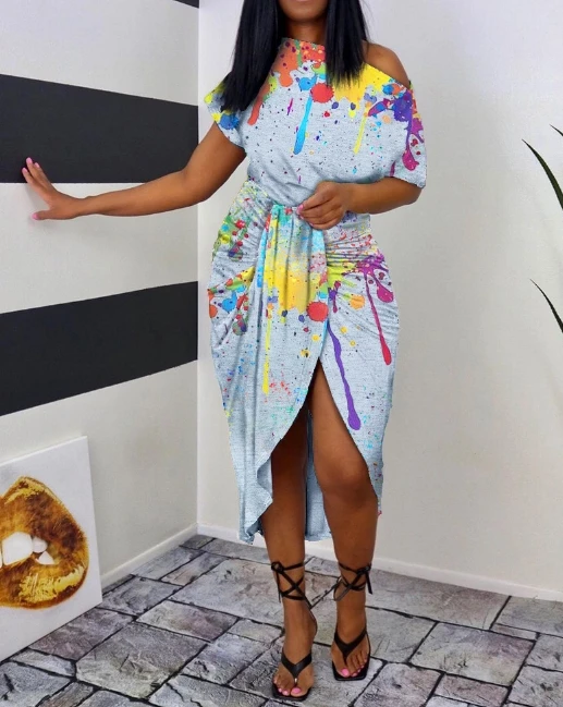 Womens Dresses 2024 Summer Fashion Splash Ink Print Diagonal Collar Short Sleeved Casual Ruched Asymmetrical Hem Midi Dress
Womens Dresses 2024 Summer Fashion Splash Ink Print Diagonal Collar Short Sleeved Casual Ruched Asymmetrical Hem Midi Dress