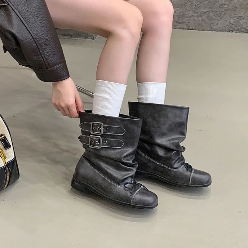 modern boots woman designer buckle ankle boot vintage slip on shoes pleated chunky heels square toe short boots
modern boots woman designer buckle ankle boot vintage slip on shoes pleated chunky heels square toe short boots