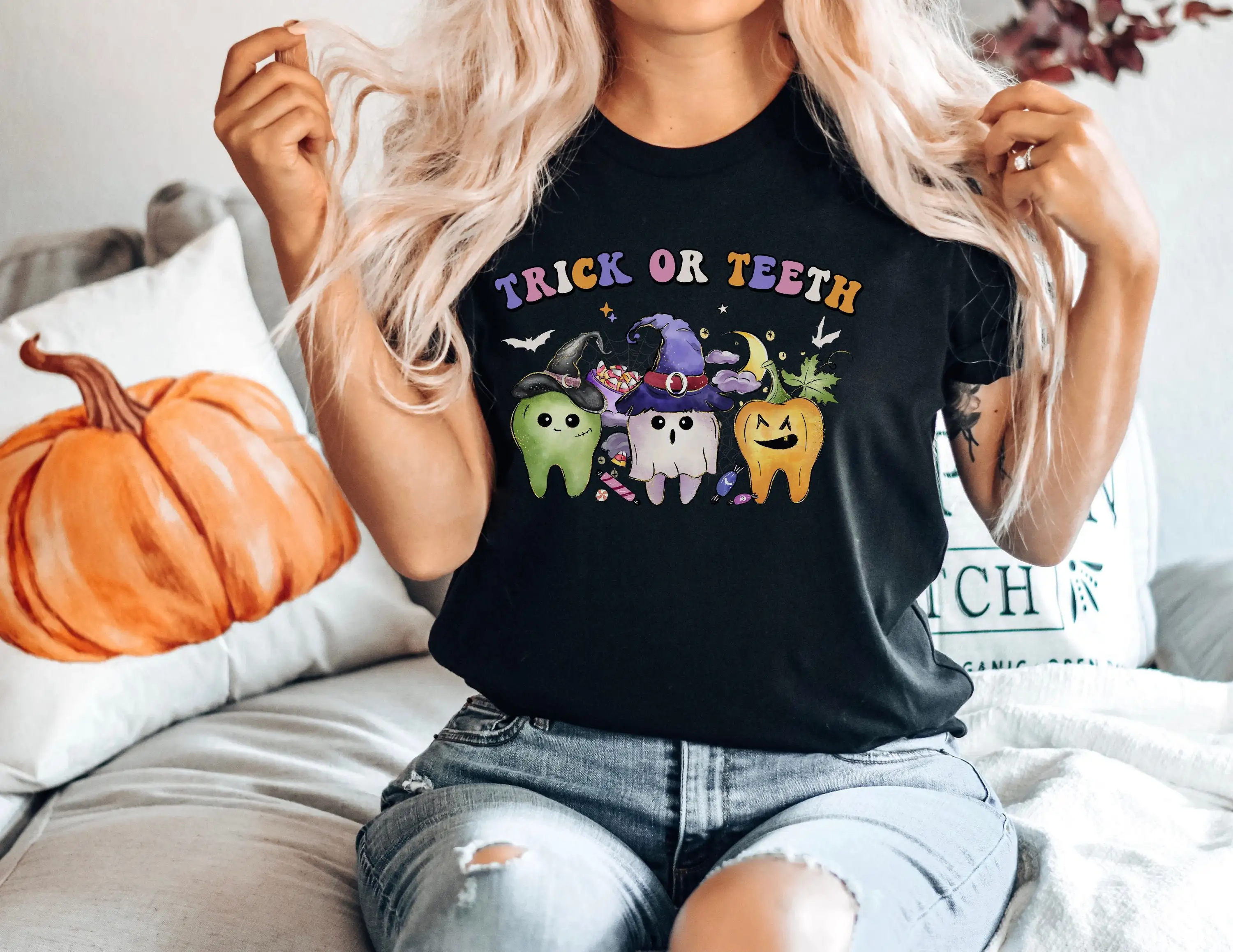Trick Or T Shirtth Shirt Halloween Dental Retro Assistant Dentist Hygiene Student
Trick Or T Shirtth Shirt Halloween Dental Retro Assistant Dentist Hygiene Student