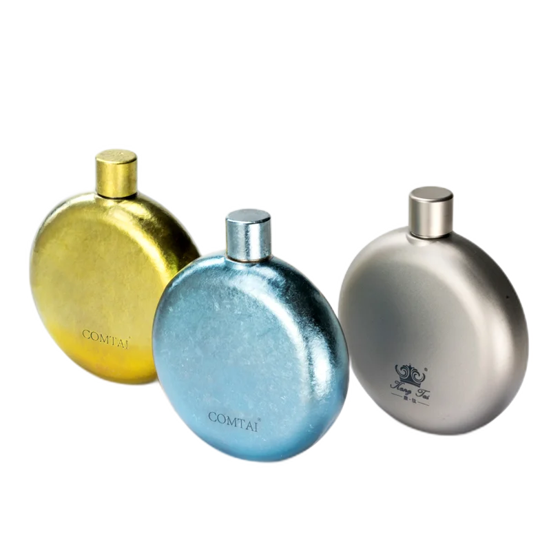 150 ML Outdoor Pure Titanium Round Flat Flask Wine Flagon with Screw Cap Clip Ultralight with Free Stainless Steel Funnel
150 ML Outdoor Pure Titanium Round Flat Flask Wine Flagon with Screw Cap Clip Ultralight with Free Stainless Steel Funnel