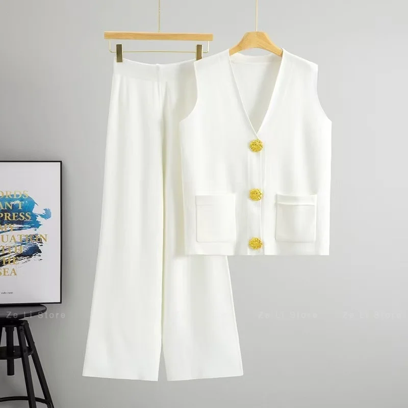 2026 Summer New Fashion Two-piece Set: Large Button V-neck Knit Vest & Casual Knit Pants Set
2026 Summer New Fashion Two-piece Set: Large Button V-neck Knit Vest & Casual Knit Pants Set