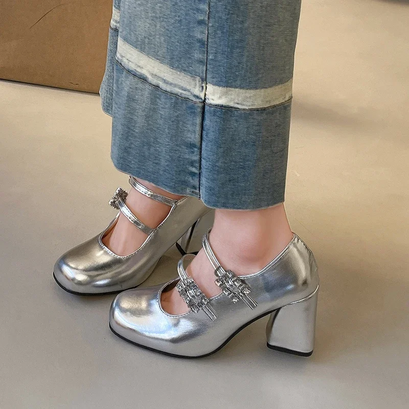 Women's Shoes 2025 Brand Buckle Strap Women's High Heels Fashion Round Toe Office and Career Hot Sale Solid Heels Women Zapatos
Women's Shoes 2025 Brand Buckle Strap Women's High Heels Fashion Round Toe Office and Career Hot Sale Solid Heels Women Zapatos