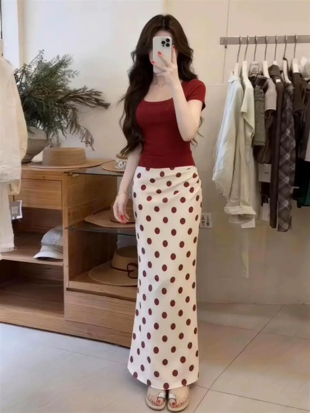 Summer Fashionable Red Polka Dot Dress Set Women's High Waist Slim Fit Short Sleeve T-Shirt And Long Skirt Two Piece Set
Summer Fashionable Red Polka Dot Dress Set Women's High Waist Slim Fit Short Sleeve T-Shirt And Long Skirt Two Piece Set