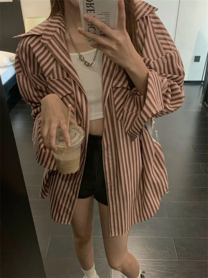 PLAMTEE Stylish Women Coats Loose Full Sleeve Stripes New Casual Office Lady High Street 2023 Work Wear Chic Elegant Shirts
PLAMTEE Stylish Women Coats Loose Full Sleeve Stripes New Casual Office Lady High Street 2023 Work Wear Chic Elegant Shirts