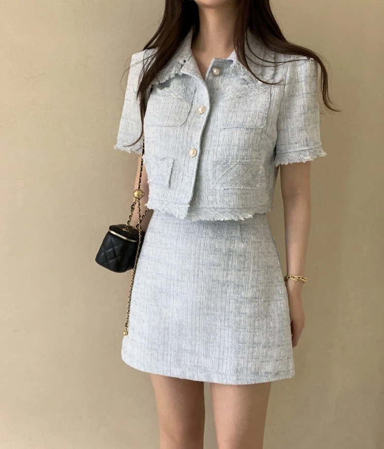 Korean Chic Summer New Design Sense Chic Style Jacket + High-waisted Half Skirt Thick Tweed Fashion Suit for Women Female Lady
Korean Chic Summer New Design Sense Chic Style Jacket + High-waisted Half Skirt Thick Tweed Fashion Suit for Women Female Lady