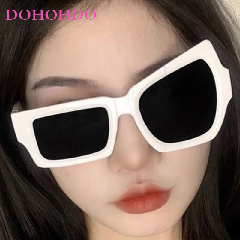 Fashion Designer Irregular Square Women Sunglasses Luxury Brand Hipster Men Sunglass Summer Travel Party Eyewear Unisex UV400
Fashion Designer Irregular Square Women Sunglasses Luxury Brand Hipster Men Sunglass Summer Travel Party Eyewear Unisex UV400