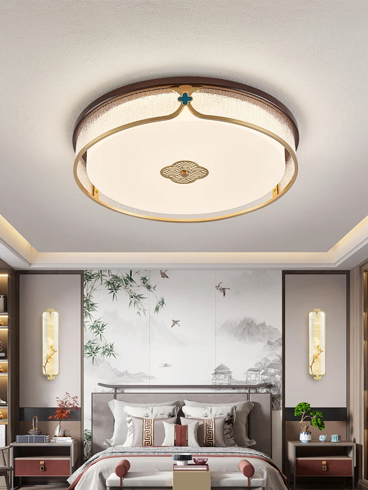 All-copper new Chinese ceiling lamp solid wood round light in the bedroom warm room study lamp simple modern led lamps
All-copper new Chinese ceiling lamp solid wood round light in the bedroom warm room study lamp simple modern led lamps