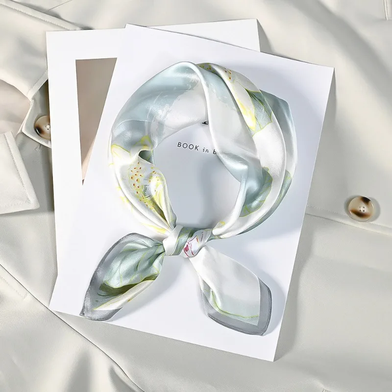 Весенне-летний женский шелковый платок для волос 53 см, квадратный платок из тутового шелка, модная повязка для волос, головной платок
Весенне-летний женский шелковый платок для волос 53 см, квадратный платок из тутового шелка, модная повязка для волос, головной платок