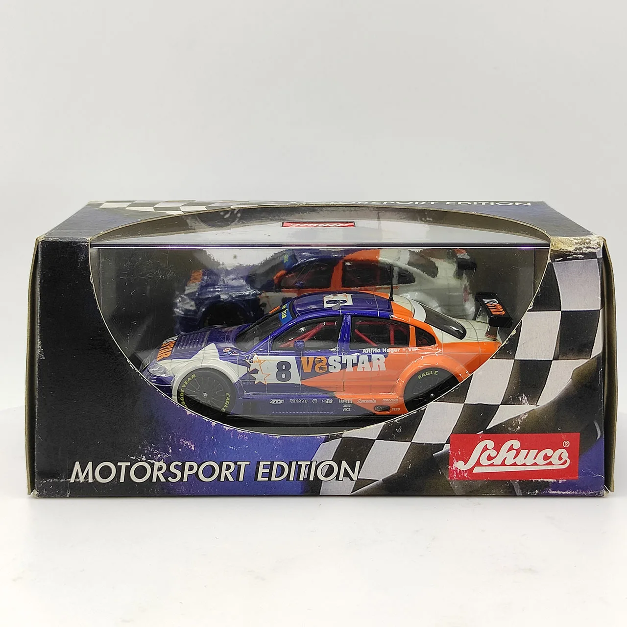 Box Cracked Flaws, литой под давлением, масштаб 1:43, SCHUCO SST Engineering-V8STAR 2001, модель автомобиля из сплава, Коллекционная игрушка, подарок, сувенирный дисплей
Box Cracked Flaws, литой под давлением, масштаб 1:43, SCHUCO SST Engineering-V8STAR 2001, модель автомобиля из сплава, Коллекционная игрушка, подарок, сувенирный дисплей