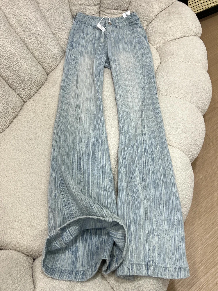 Light Blue Washed Texture Embroidered Straight Leg Jeans Slim Fit Casual Flared Pants High Waist Long Trousers for Women
Light Blue Washed Texture Embroidered Straight Leg Jeans Slim Fit Casual Flared Pants High Waist Long Trousers for Women