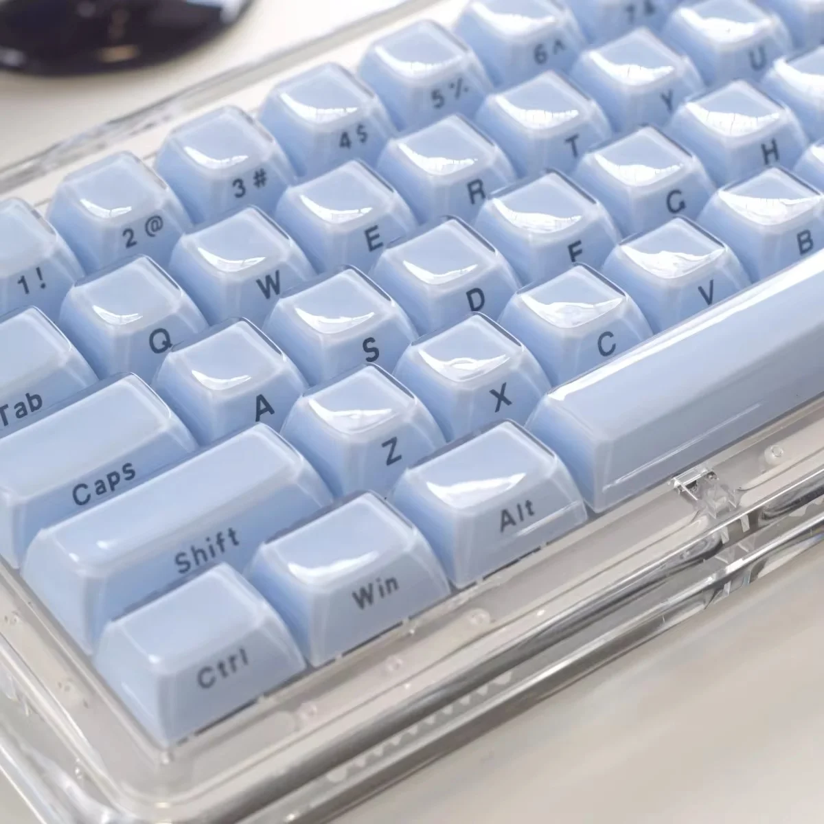 QBYI Jelly Round Side Keycaps Ice Crystal Translucent White OEM Profile Russian/Korean Key cap for Cherry MX Mechanical Keyboard
QBYI Jelly Round Side Keycaps Ice Crystal Translucent White OEM Profile Russian/Korean Key cap for Cherry MX Mechanical Keyboard