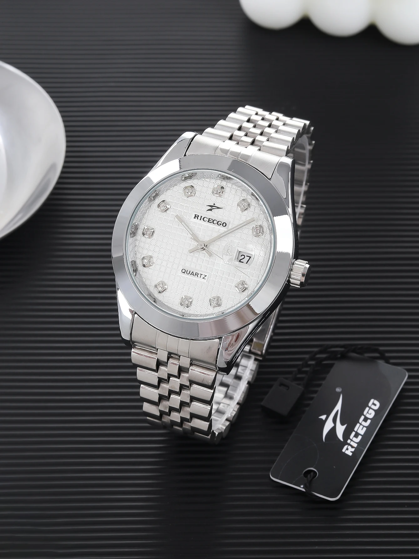 Ricecgo 1Pc Men's Classic Quartz Watch - Business Style, Round Dial, Rhinestone Scale, Calendar Display, Stainless Steel Band, Quartz Movement, Ideal Gift for Daily Wear, Birthday or Special Occasions, Father's Day Gif
Ricecgo 1Pc Men's Classic Quartz Watch - Business Style, Round Dial, Rhinestone Scale, Calendar Display, Stainless Steel Band, Quartz Movement, Ideal Gift for Daily Wear, Birthday or Special Occasions, Father's Day Gif