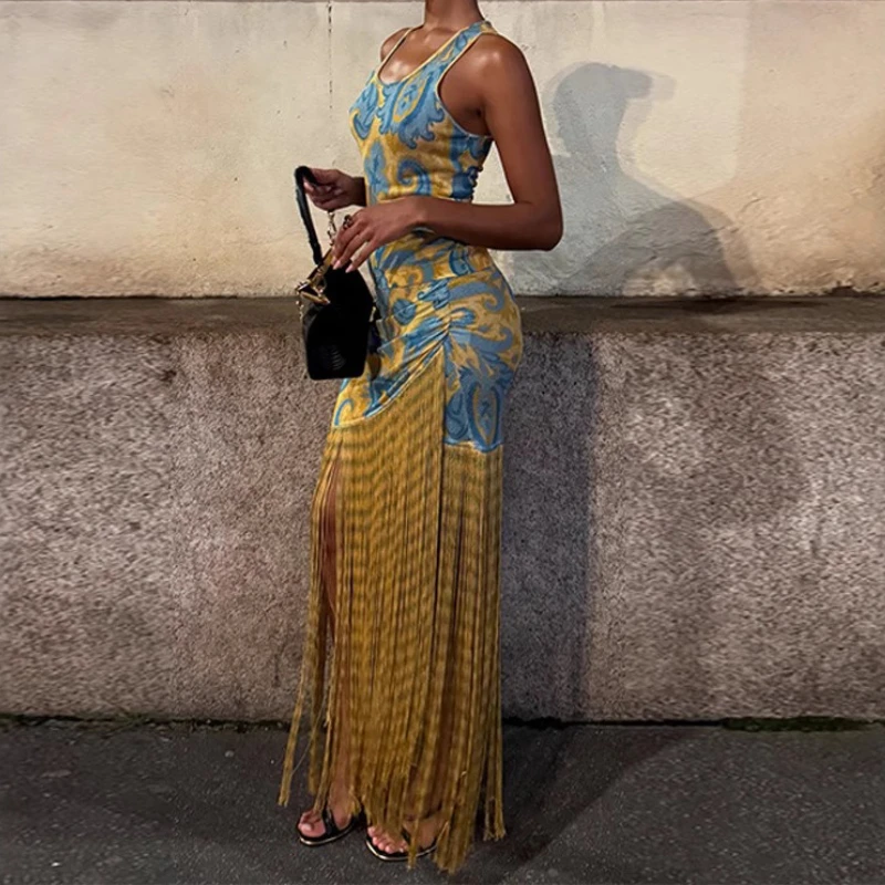 2025 Summer Women's New Sleeveless U-neck Printed Tassel Long Dress
2025 Summer Women's New Sleeveless U-neck Printed Tassel Long Dress