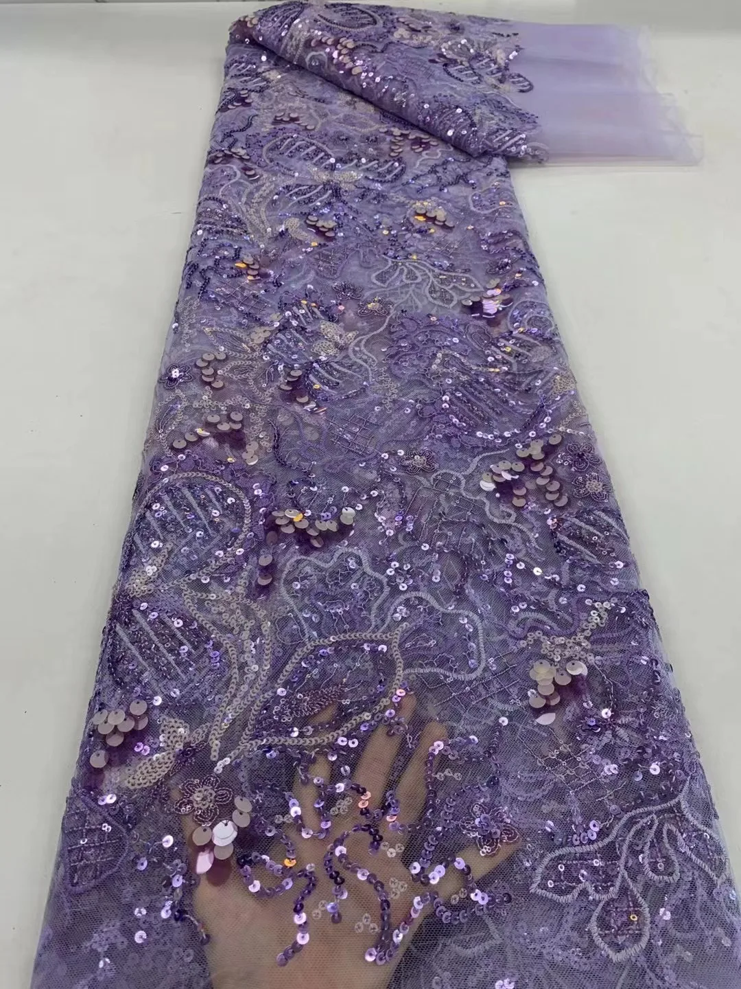 Latest African Sequins Lace Fabric 2024 High Quality Lace Material French Nigerian African Lace Fabrics For Women Party Sewing
Latest African Sequins Lace Fabric 2024 High Quality Lace Material French Nigerian African Lace Fabrics For Women Party Sewing