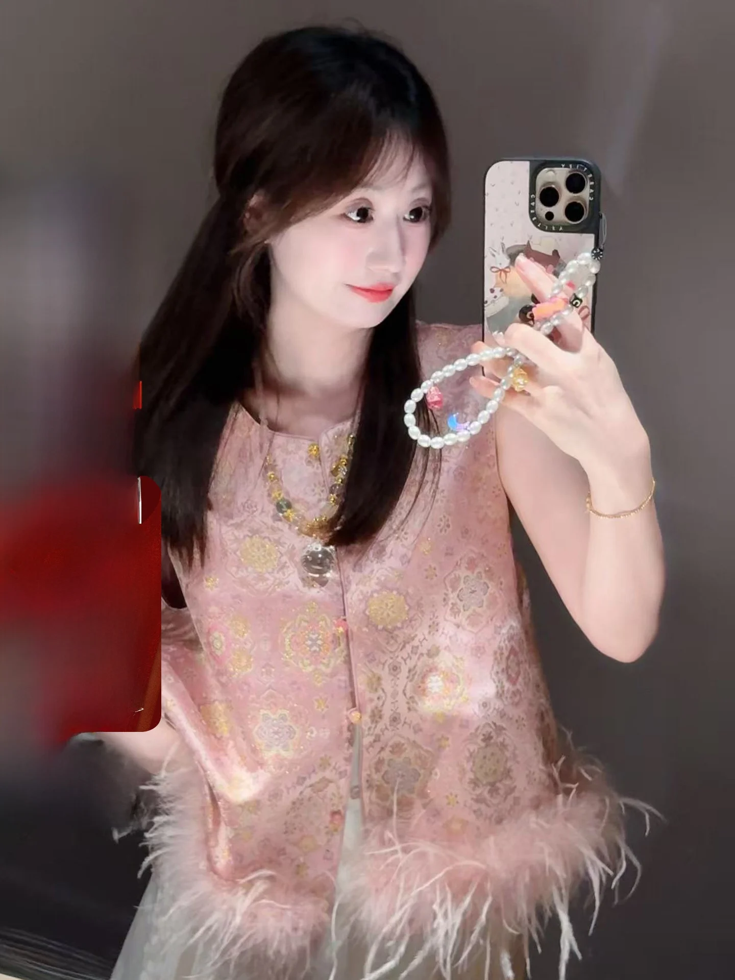 Женский жилет из полиэстера с вышивкой в виде журавлиных перьев в китайском стиле, цвет розовое золото, новинка от nai Quali
Женский жилет из полиэстера с вышивкой в виде журавлиных перьев в китайском стиле, цвет розовое золото, новинка от nai Quali