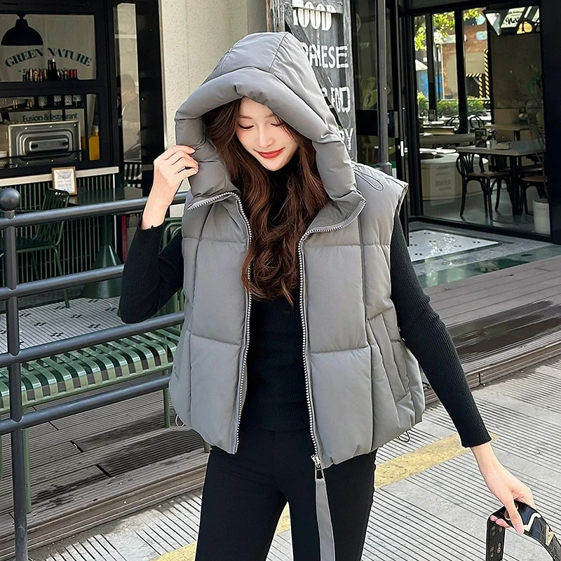 2025 New Cotton Padded Jacket Winter Puffer Vest Pocket Women's Quilted Stand Collar Overcoat Hooded Snow Wear Top
2025 New Cotton Padded Jacket Winter Puffer Vest Pocket Women's Quilted Stand Collar Overcoat Hooded Snow Wear Top