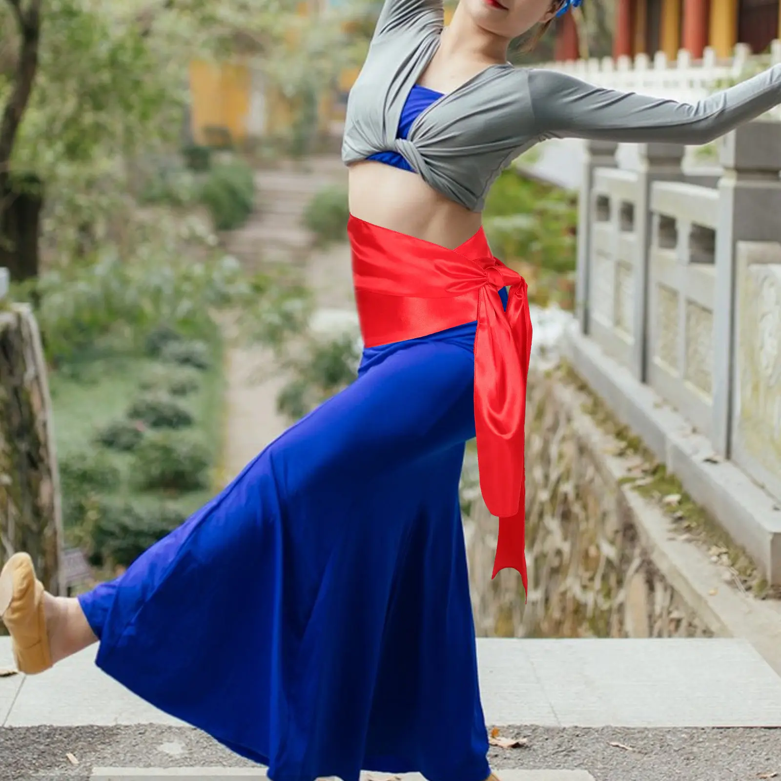 Красный шелковый пояс для взрослых, реквизит для танцев, китайских костюмов, выступлений, тренировок, соревнований, фестивалей, аксессуар для танца Янко
Красный шелковый пояс для взрослых, реквизит для танцев, китайских костюмов, выступлений, тренировок, соревнований, фестивалей, аксессуар для танца Янко