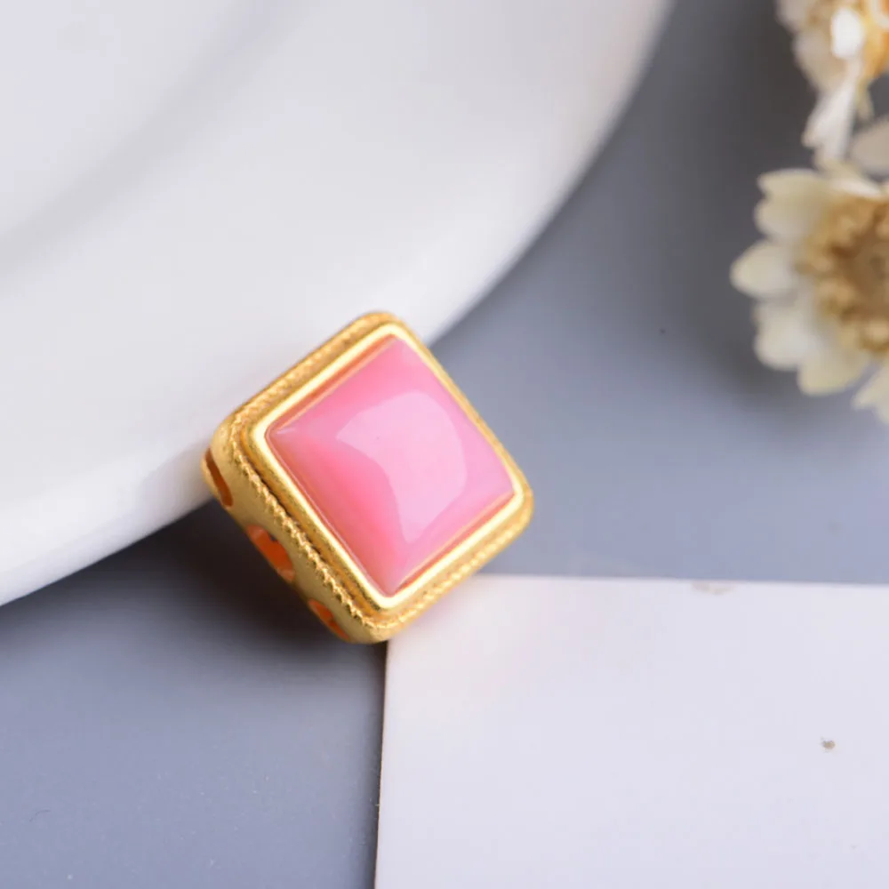 ZHEN-D Jewelry Natural Queen Pink Conch Silver Gilded Gold Mini Connector Spacer Square Bead DIY Earrings Necklace Romantic Gift
ZHEN-D Jewelry Natural Queen Pink Conch Silver Gilded Gold Mini Connector Spacer Square Bead DIY Earrings Necklace Romantic Gift