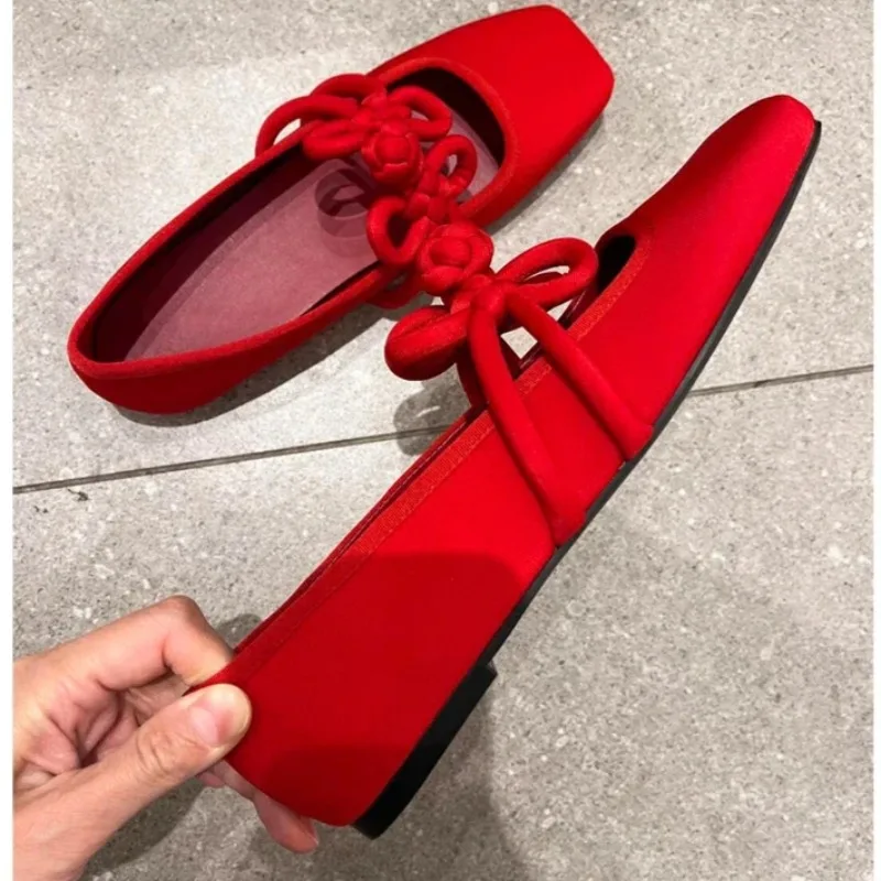 Ethnic Style Women Red Satin Mary Jane Shoes Fashion Shallow Square Toe Shoes Spring Autumn Soft Sole Ballet Shoes
Ethnic Style Women Red Satin Mary Jane Shoes Fashion Shallow Square Toe Shoes Spring Autumn Soft Sole Ballet Shoes