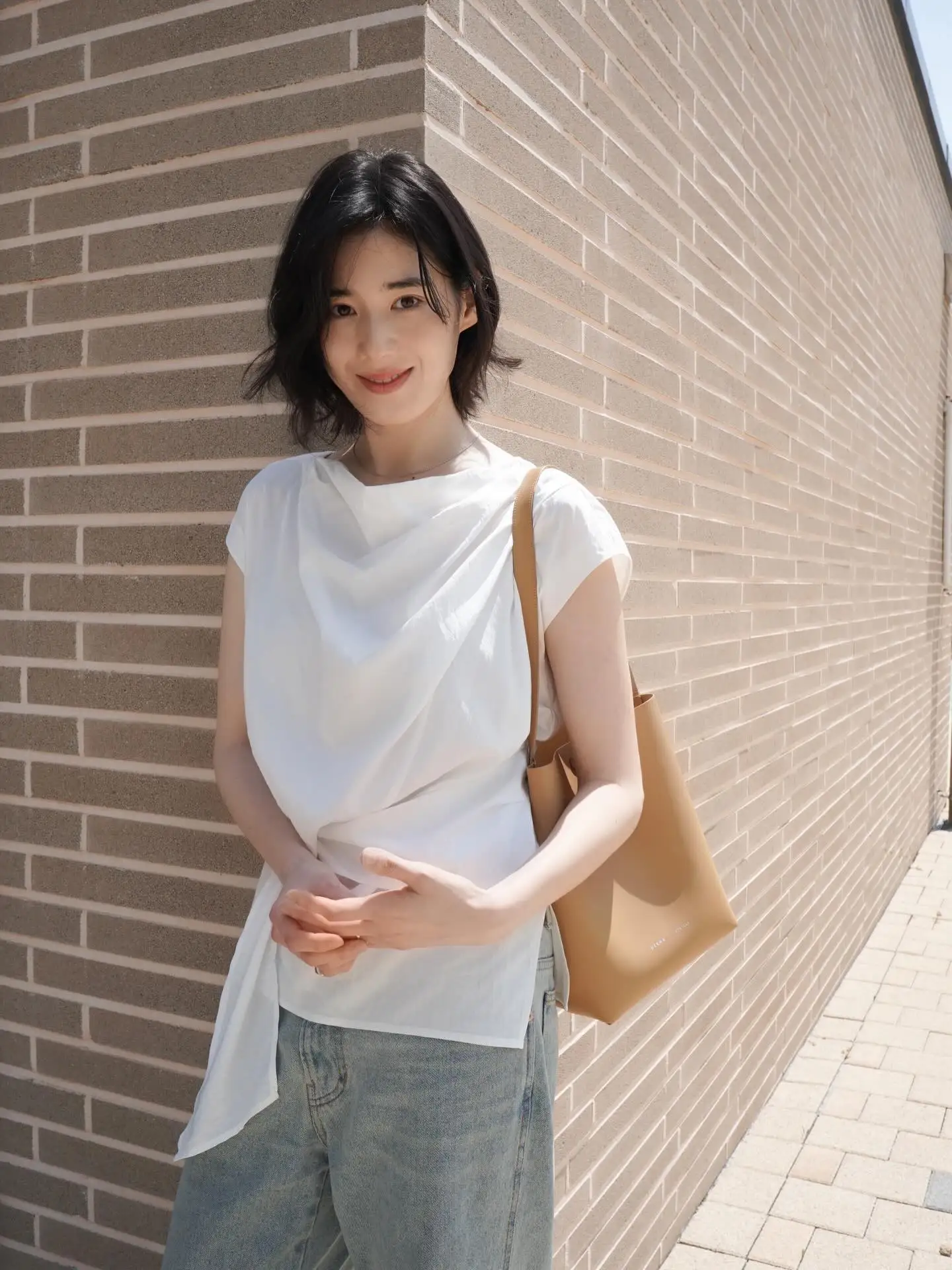 Nuo Xiaola Authentic Summer 2026 Brand Loose Sleeveless Sash Shirt Women's Casual Style Regenerated Cellulose Fiber
Nuo Xiaola Authentic Summer 2026 Brand Loose Sleeveless Sash Shirt Women's Casual Style Regenerated Cellulose Fiber