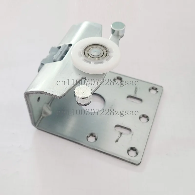 European standard external hanging door wheel accessories wardrobe sliding door hanging wheel E008 hanging track pulley
European standard external hanging door wheel accessories wardrobe sliding door hanging wheel E008 hanging track pulley