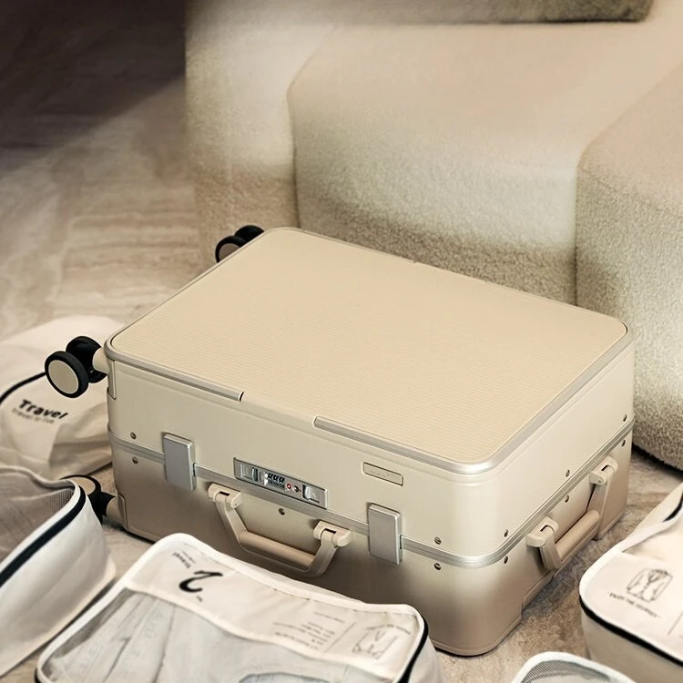 Trolley Case Travel Swivel Wheels Luggage Box Large Capacity Allowed To Board Aircraft Trolley Suitcase Password Locked
Trolley Case Travel Swivel Wheels Luggage Box Large Capacity Allowed To Board Aircraft Trolley Suitcase Password Locked