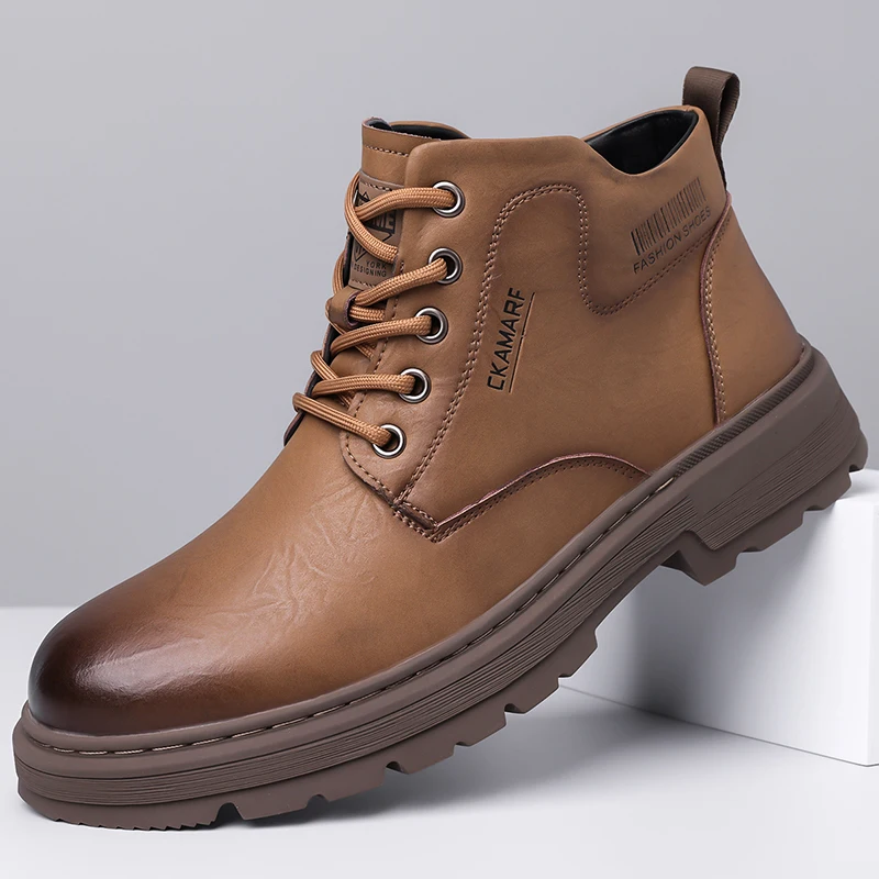 British Style Stylish New Men High Top Genuine Leather Casual BootsThick Bottom Waterproof Boots High End Leather Basic Boots
British Style Stylish New Men High Top Genuine Leather Casual BootsThick Bottom Waterproof Boots High End Leather Basic Boots