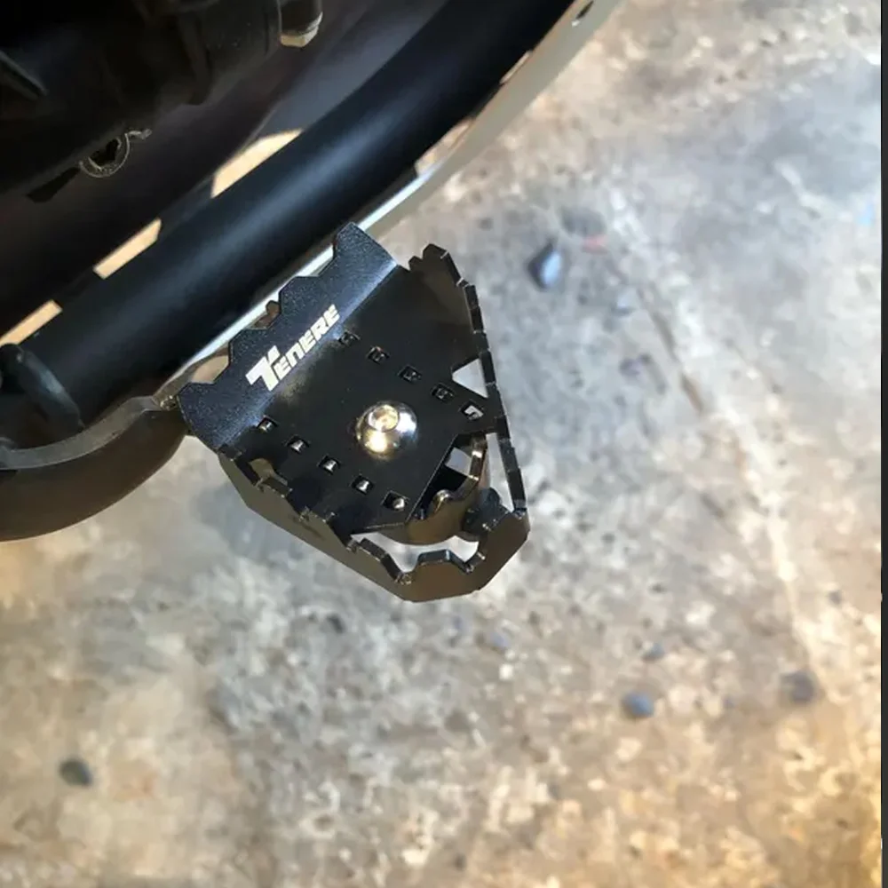 CNC FOR YAMAHA TENER/XTZ 700 Tenere700 T7 Motorcycle Aluminium Brake Lever Extension Pedal Step Plate Enlarge Extender 2019-2025
CNC FOR YAMAHA TENER/XTZ 700 Tenere700 T7 Motorcycle Aluminium Brake Lever Extension Pedal Step Plate Enlarge Extender 2019-2025