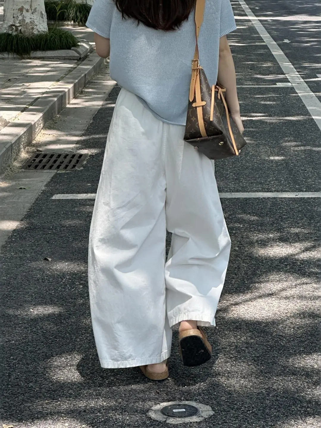 plus Size Wide Leg Pants Women's Summer Thin Korean Fashion Age-Defying Artistic Trousers High Waist Loose Fit Breathable
plus Size Wide Leg Pants Women's Summer Thin Korean Fashion Age-Defying Artistic Trousers High Waist Loose Fit Breathable