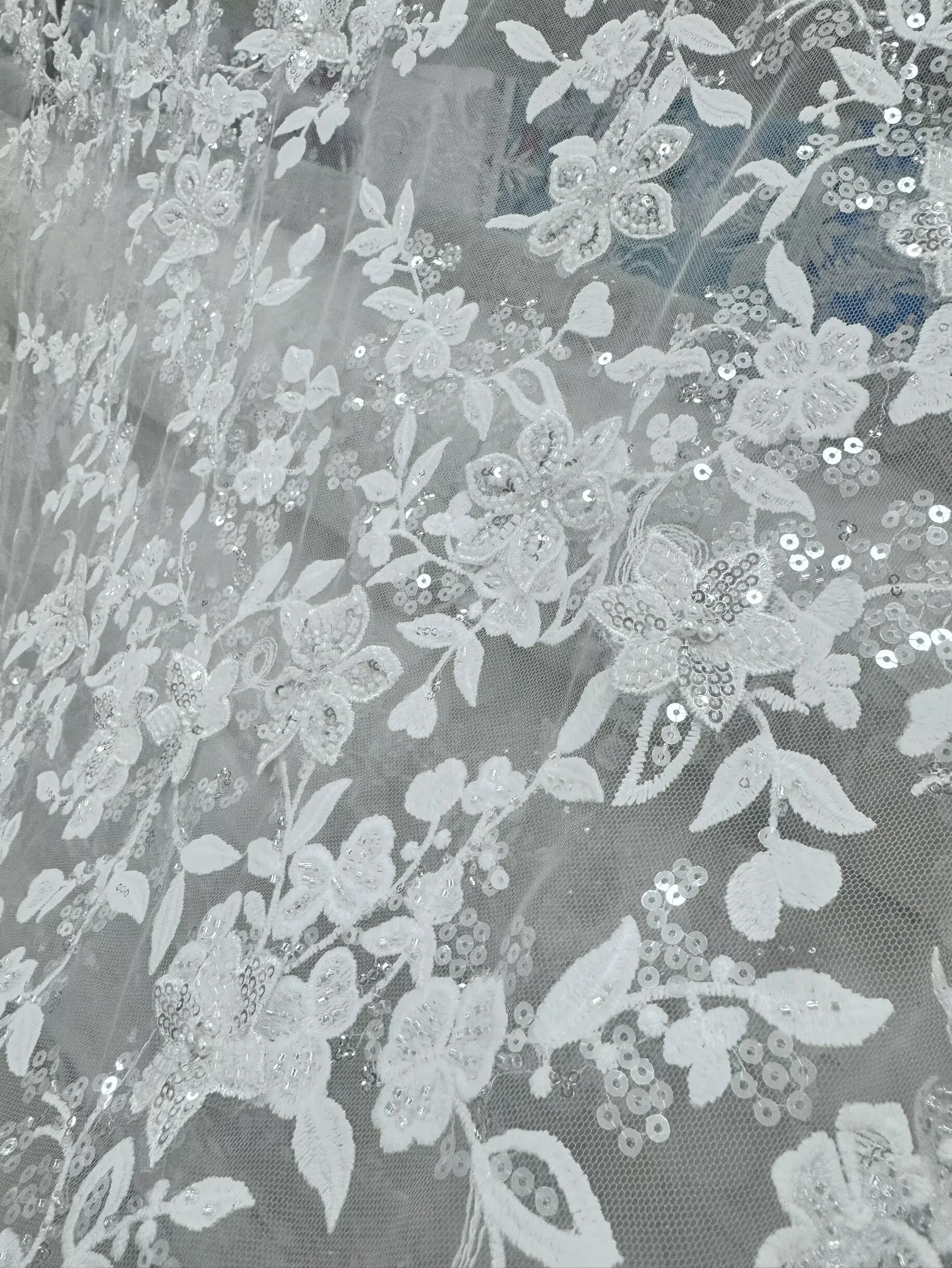 Embroidered Beaded Sequin 3D Appliqued Floral Branch Lace Fabric Pattern for Bridal Gowns High-End Apparel Material
Embroidered Beaded Sequin 3D Appliqued Floral Branch Lace Fabric Pattern for Bridal Gowns High-End Apparel Material