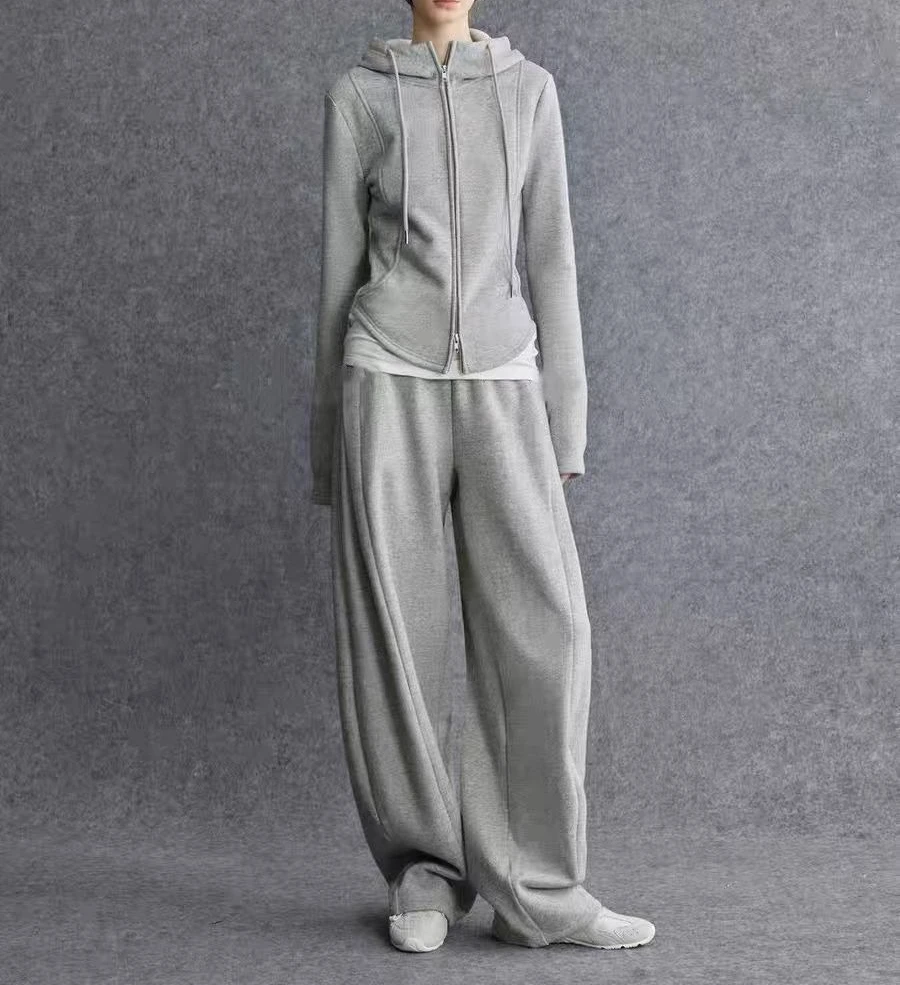 Женская черная/серая куртка с длинными рукавами на флисовой подкладке для отдыха, комплекты из топа и брюк 2026
Женская черная/серая куртка с длинными рукавами на флисовой подкладке для отдыха, комплекты из топа и брюк 2026