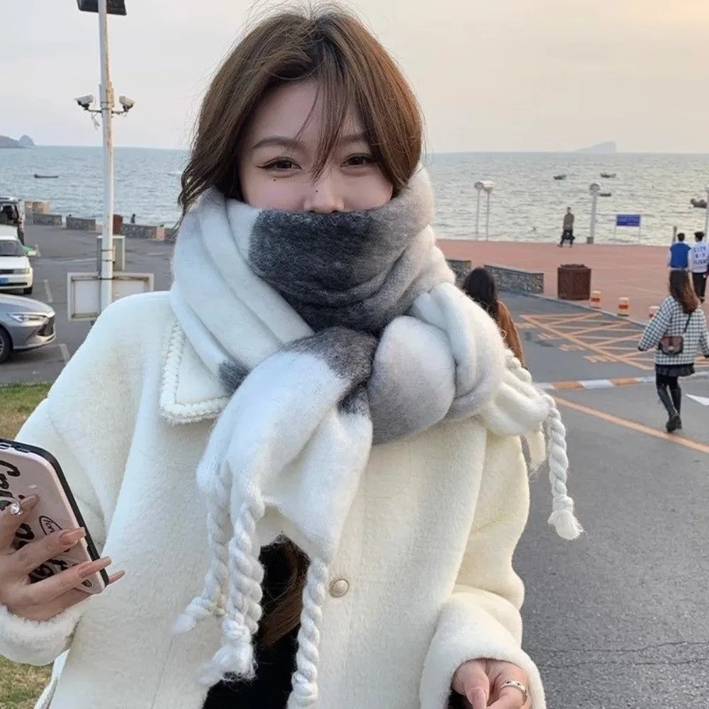 New Warm Scarf Soft Windproof Shawl Wrap Coldproof Gradient Color Scarves Bib Outdoor Sports
New Warm Scarf Soft Windproof Shawl Wrap Coldproof Gradient Color Scarves Bib Outdoor Sports