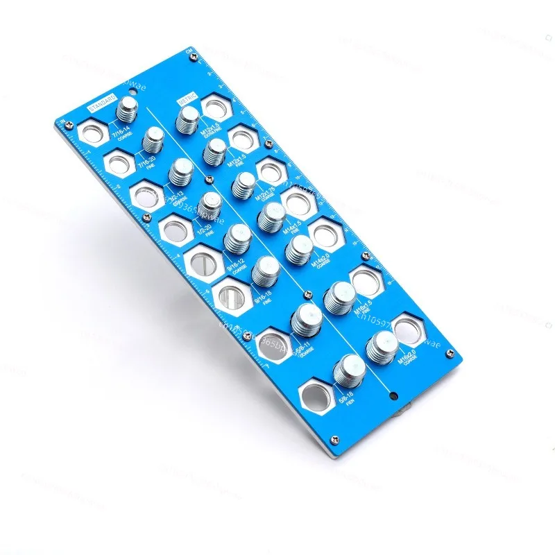 38 Hole Screw Gauge Blue Red 2-in-1 Young Master Gauge Screw Nut Bolt Thread Inspector
38 Hole Screw Gauge Blue Red 2-in-1 Young Master Gauge Screw Nut Bolt Thread Inspector
