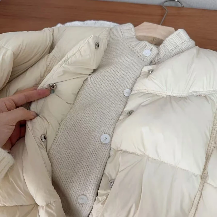 Women Thick Down Cotton Coats Winter Korean Style Baseball Cotton Padded Jackets Outerwear Pleated Design Short Quilted Jacket
Women Thick Down Cotton Coats Winter Korean Style Baseball Cotton Padded Jackets Outerwear Pleated Design Short Quilted Jacket