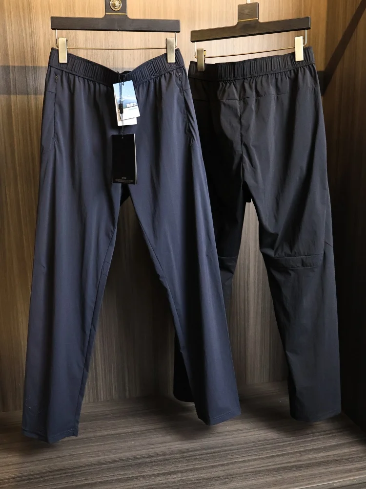 Water-Resistant Quick-Dry Breathable Men's Outdoor Sports Lightweight Thin Straight Casual Pants Fashionable Urban Style
Water-Resistant Quick-Dry Breathable Men's Outdoor Sports Lightweight Thin Straight Casual Pants Fashionable Urban Style