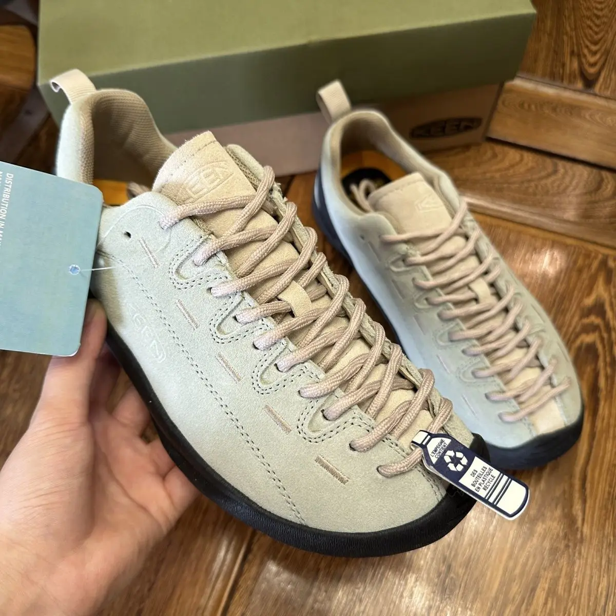 Luxury Brand Mens Hiking Shoes Neutral Non-slip Walking Shoes Mens Designer Fitness Training Shoes Womens Outdoor Hunting Shoes
Luxury Brand Mens Hiking Shoes Neutral Non-slip Walking Shoes Mens Designer Fitness Training Shoes Womens Outdoor Hunting Shoes