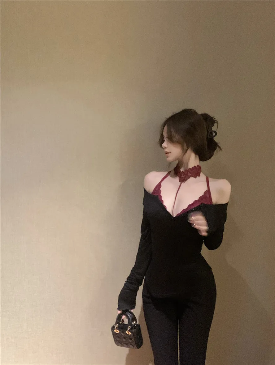 Long Sleeve T-shirt Solid Color Black Sexy off-Shoulder Women's Spring Summer Sleeveless Cinched Irregular Lace Inner Match Top
Long Sleeve T-shirt Solid Color Black Sexy off-Shoulder Women's Spring Summer Sleeveless Cinched Irregular Lace Inner Match Top