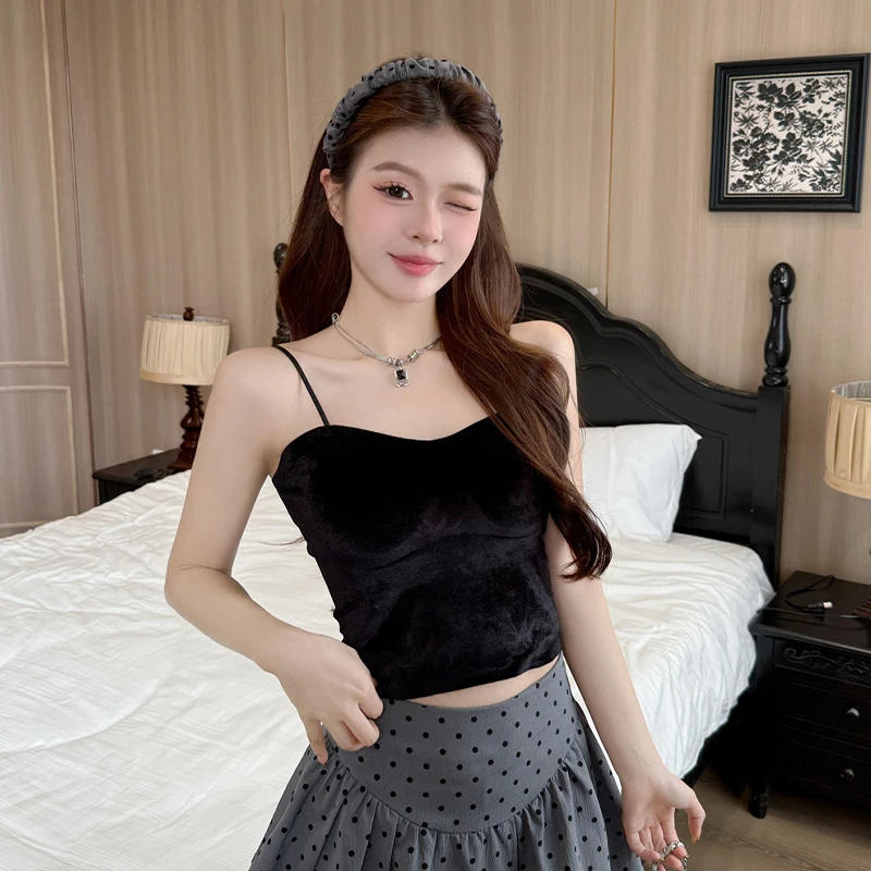 Золотой бархат, красивая задняя оболочка, интегрированная с нагрудной подушечкой, универсальные женские регулируемые бретели, топы
Золотой бархат, красивая задняя оболочка, интегрированная с нагрудной подушечкой, универсальные женские регулируемые бретели, топы