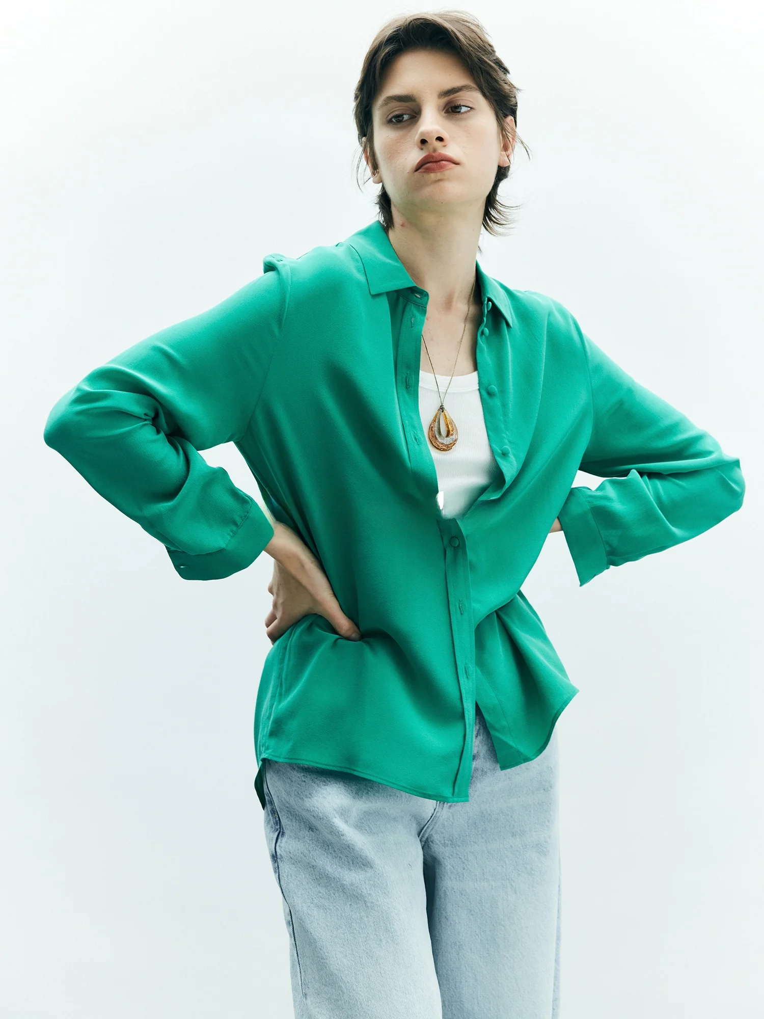 Pure Color Long Sve Silk irt Women's New Spring Heavyweight Double Gauze Silk Top OL Sle Loose Fit Collar
Pure Color Long Sve Silk irt Women's New Spring Heavyweight Double Gauze Silk Top OL Sle Loose Fit Collar