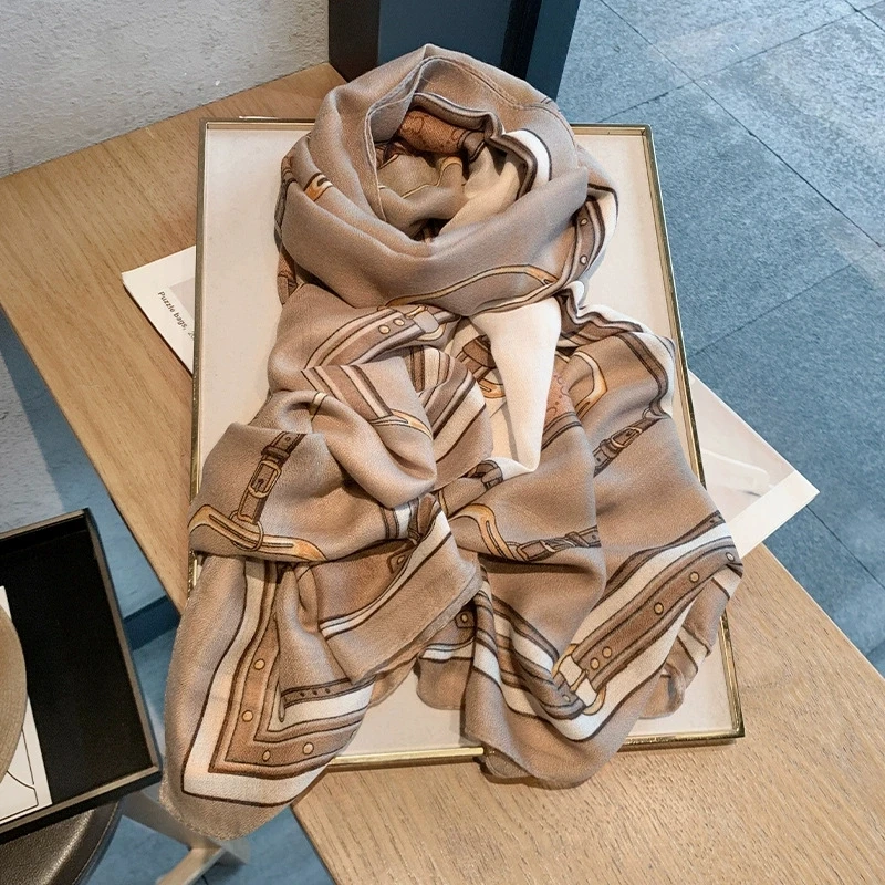 Korean version of spring new letter cotton linen hand feel scarf for women, travel vacation sunscreen shawl, winter warm scarf f
Korean version of spring new letter cotton linen hand feel scarf for women, travel vacation sunscreen shawl, winter warm scarf f