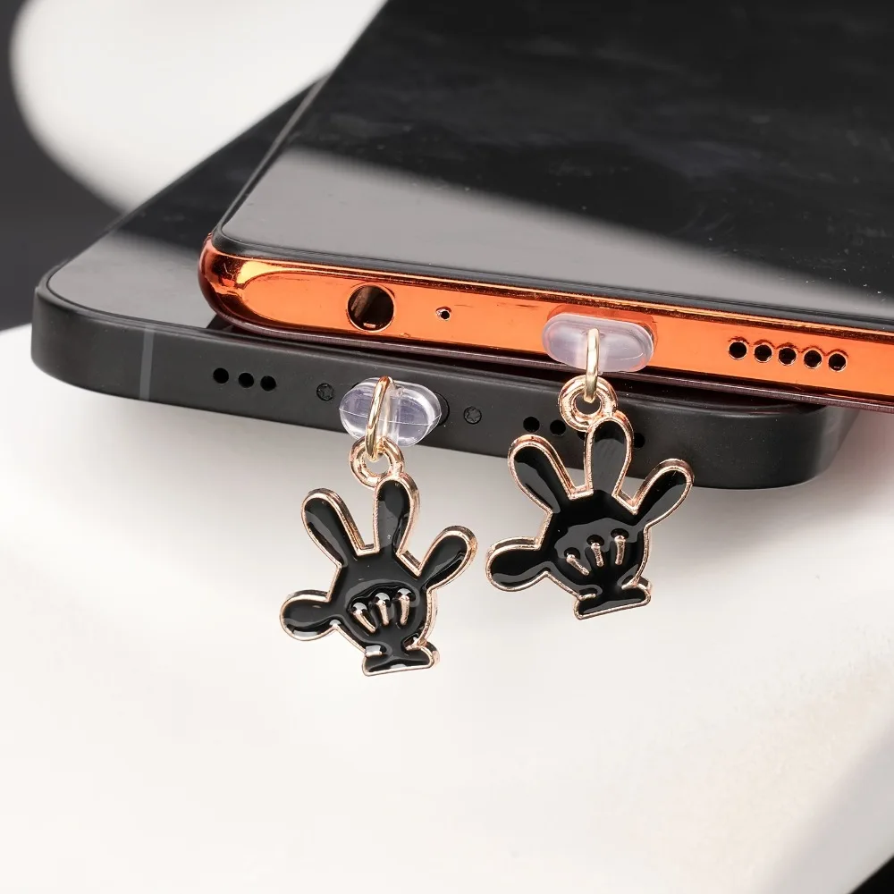 1Pc Plug Black Glove Phone Dust Cute Hand Shape Aesthetic Pendant Dangle Trinket Earphone Hole Charging Port Cap Type C
1Pc Plug Black Glove Phone Dust Cute Hand Shape Aesthetic Pendant Dangle Trinket Earphone Hole Charging Port Cap Type C