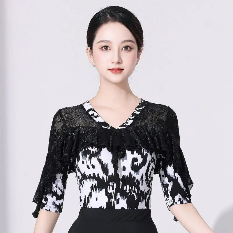 Female Adult 2024 New Top Modern Dance Latin Dance Clothes Medium Sleeve Dance Performance Practice Clothes
Female Adult 2024 New Top Modern Dance Latin Dance Clothes Medium Sleeve Dance Performance Practice Clothes