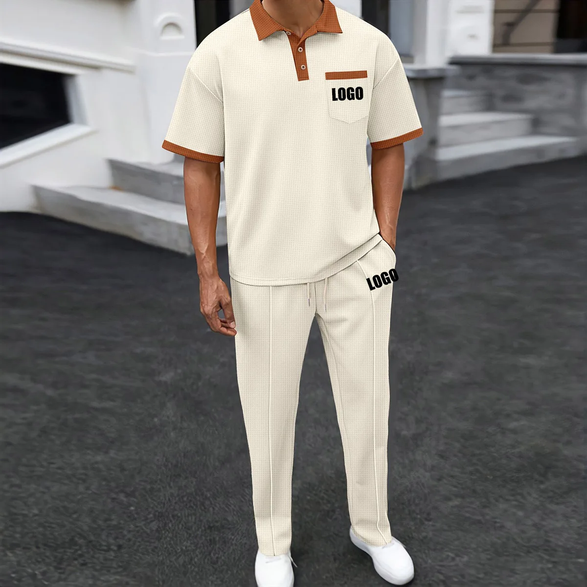Customized LOGO Men's New Waffle Lapel Color Matching Short Sleeve Trousers Two-piece Casual Suit 2025
Customized LOGO Men's New Waffle Lapel Color Matching Short Sleeve Trousers Two-piece Casual Suit 2025