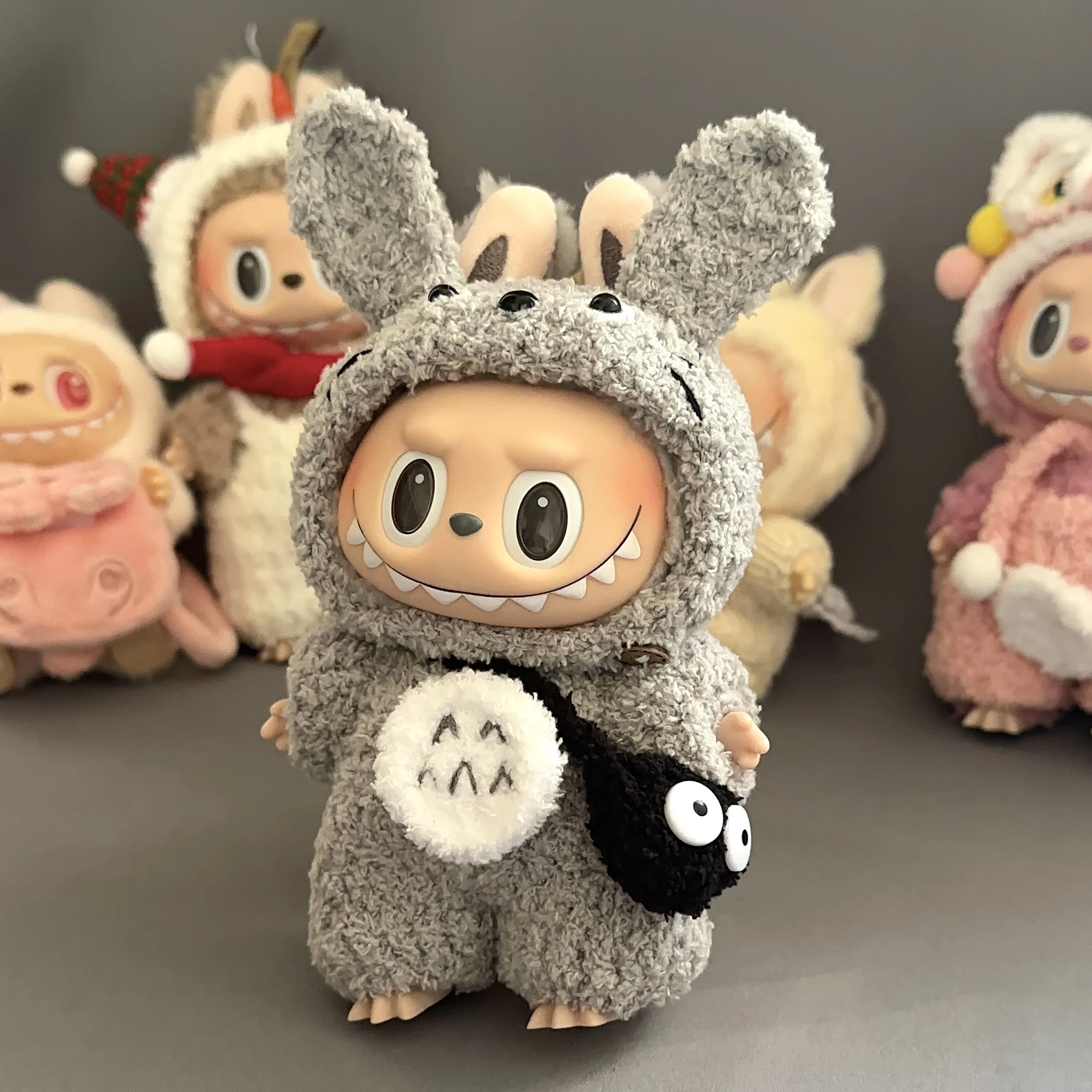 Anime Labubu Clothes Three-piece Suit Accessories Kawaii Doll Ornament Christmas Gift DIY Clothing
Anime Labubu Clothes Three-piece Suit Accessories Kawaii Doll Ornament Christmas Gift DIY Clothing