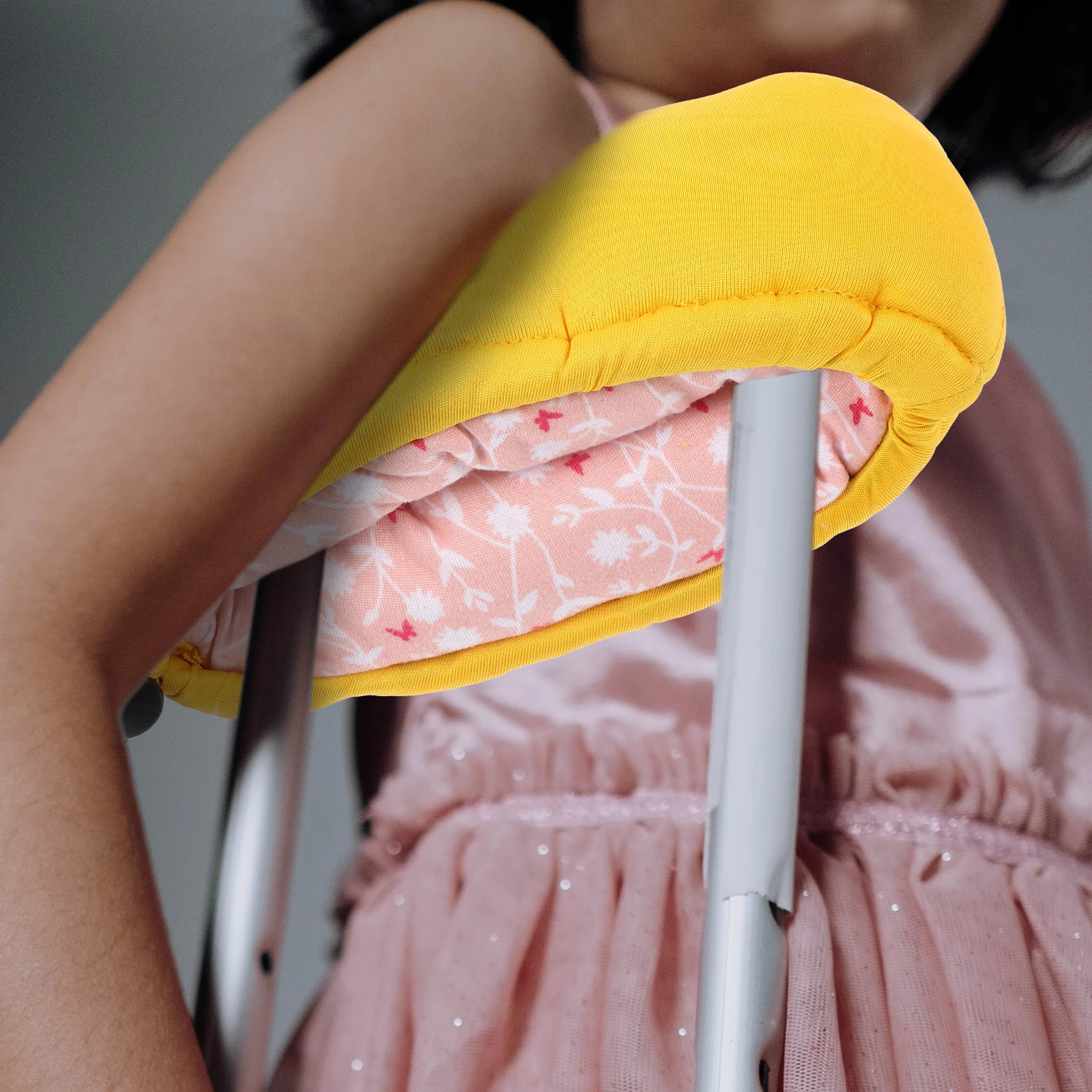 Crutch Armpit Pad Underarm Cushion Walking Stick Yellow Pair Non Slip Elderly Comfort Durable Health Care
Crutch Armpit Pad Underarm Cushion Walking Stick Yellow Pair Non Slip Elderly Comfort Durable Health Care