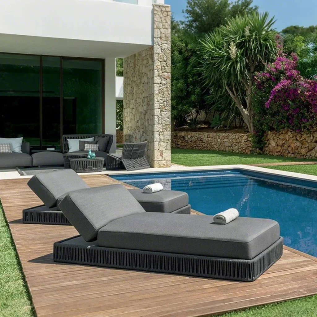 Sun Lounger Outdoor Furniture PE Rattan Lounge Chairs Beach Lounge Chaise Garden Waterproof Lounger
Sun Lounger Outdoor Furniture PE Rattan Lounge Chairs Beach Lounge Chaise Garden Waterproof Lounger