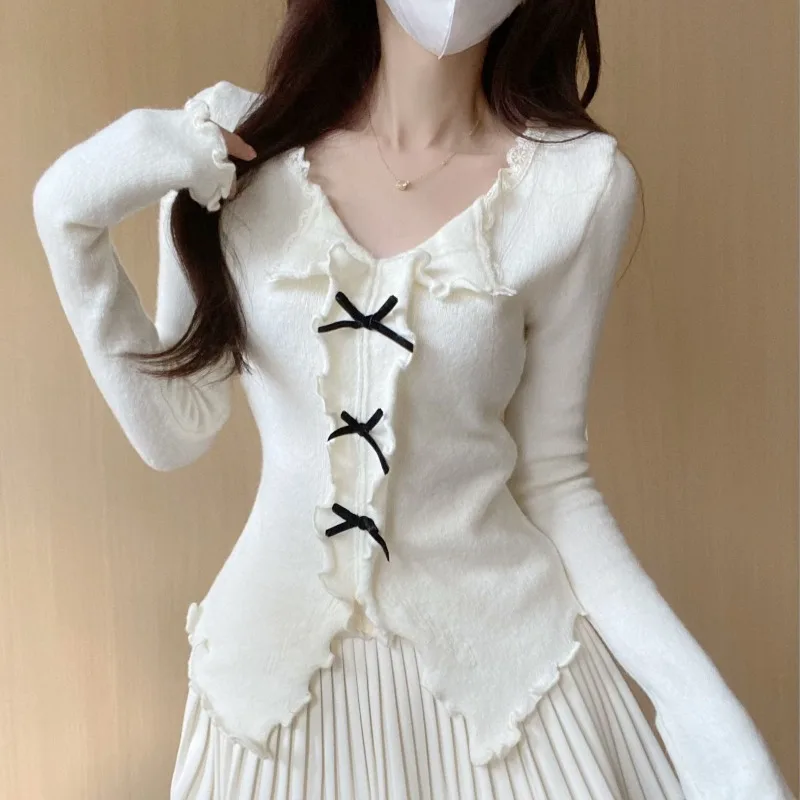 Осенний вязаный кардиган, пуловер с отделкой салата и бантом, свитер Y2K, повседневный свитер с длинными рукавами для женской одежды, новинка 2023 г.
Осенний вязаный кардиган, пуловер с отделкой салата и бантом, свитер Y2K, повседневный свитер с длинными рукавами для женской одежды, новинка 2023 г.