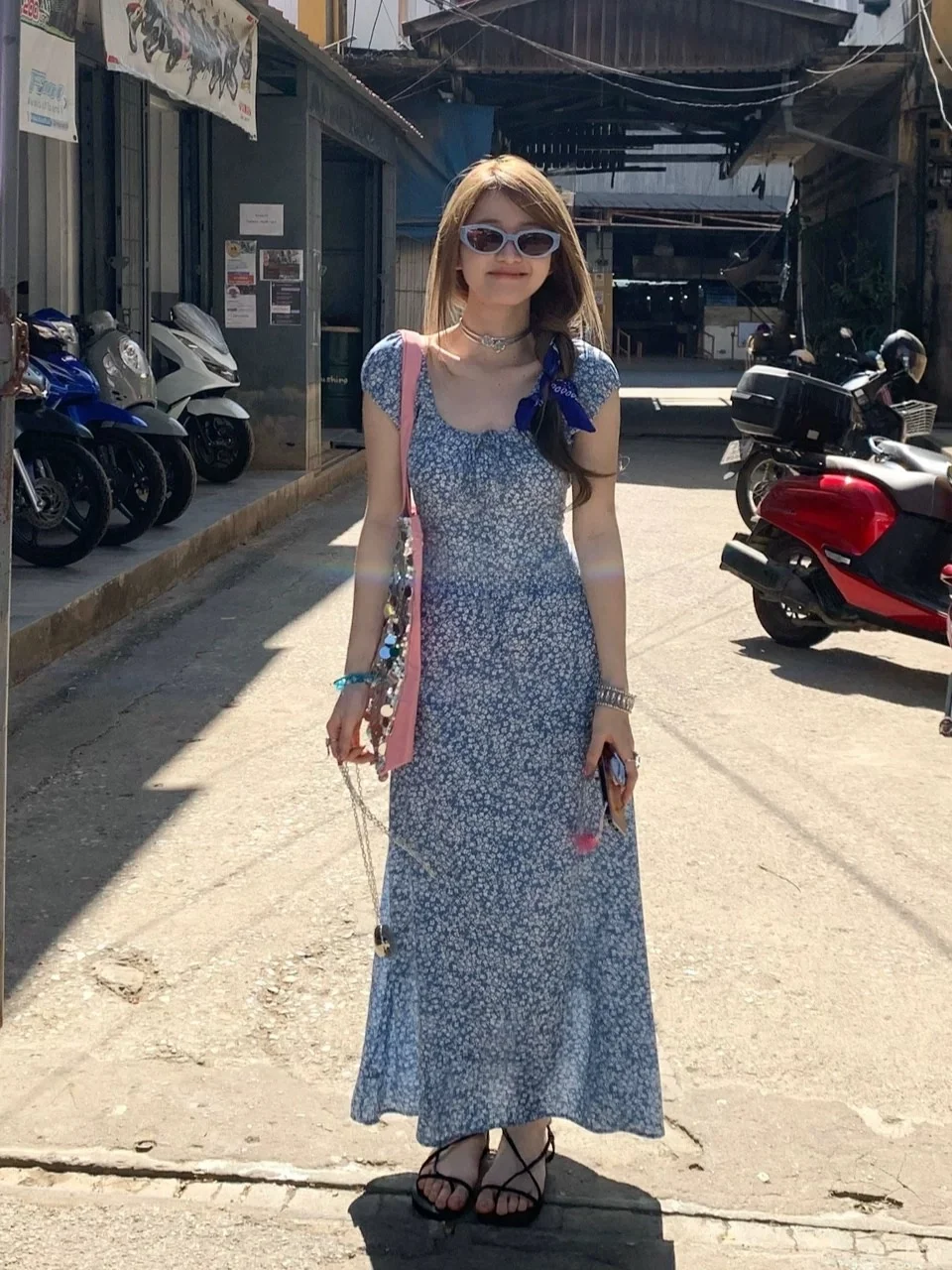 Summer 2025 Large Size Floral Print Tea Break Dress Elegant Vacation Style Long Dress Sweet Japanese Style Short Sleeve V Neck
Summer 2025 Large Size Floral Print Tea Break Dress Elegant Vacation Style Long Dress Sweet Japanese Style Short Sleeve V Neck