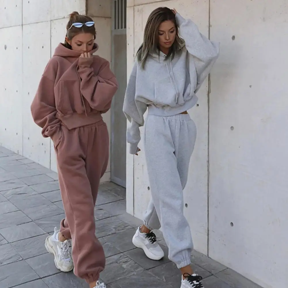 Lightweight Women Suit Women's 2 Piece Tracksuit Set Long Sleeve Crop Hoodie Pullover Jogger Pants Casual Sweatsuit for Fall
Lightweight Women Suit Women's 2 Piece Tracksuit Set Long Sleeve Crop Hoodie Pullover Jogger Pants Casual Sweatsuit for Fall