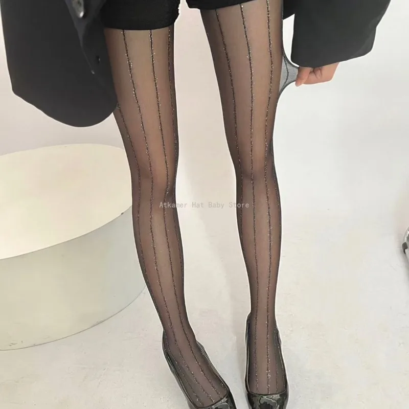 Sexy LaceTights Vertical Pattern Slim Stockings Pantyhose Sweet Lace Thigh High Stockings Weaving Ultra-thin Female Hosiery
Sexy LaceTights Vertical Pattern Slim Stockings Pantyhose Sweet Lace Thigh High Stockings Weaving Ultra-thin Female Hosiery